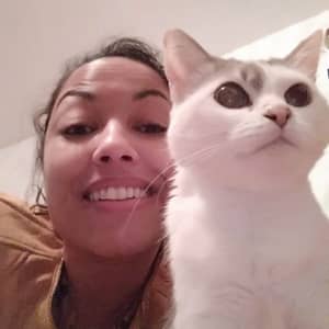 Sitter Profile Image: Laure A.