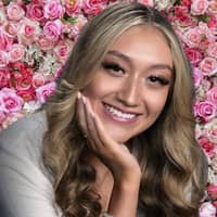 Sitter Profile Image: Miriam L.