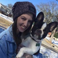 Sitter Profile Image: Lisa V.