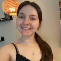 Sitter Profile Image: Leila K.