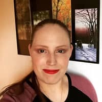 Sitter Profile Image: Emma F.