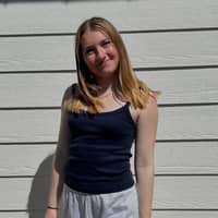 Sitter Profile Image: Riley J.