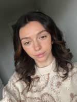 Sitter Profile Image: Holly P.