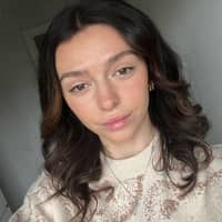 Sitter Profile Image: Holly P.