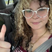 Sitter Profile Image: Michaela & Mackenzie B.