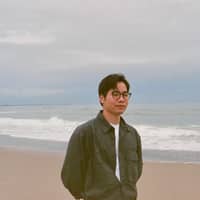 Sitter Profile Image: jiening L.