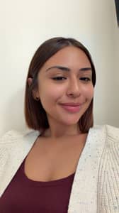 Sitter Profile Image: Leslie M.