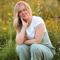 Sitter Profile Image: olivia p.