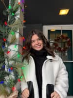 Sitter Profile Image: Elly A.