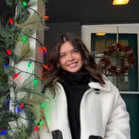 Sitter Profile Image: Elly A.