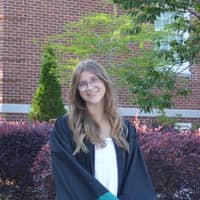 Sitter Profile Image: Emma S.