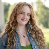 Sitter Profile Image: Annelyse B.