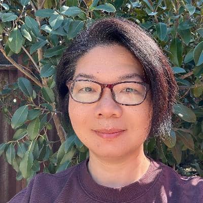 Sitter Profile Image: Xiangling P.