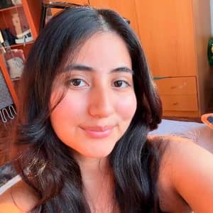 Sitter Profile Image: Emelin P.