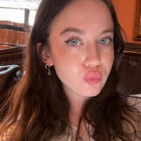 Sitter Profile Image: Veronica K.