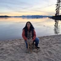 Sitter Profile Image: Madelyn V.