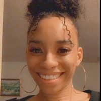 Sitter Profile Image: Renee F.