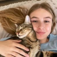 Sitter Profile Image: Emma R.