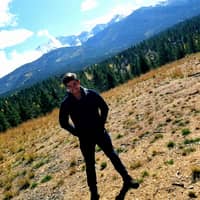 Sitter Profile Image: Brett L.