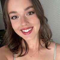 Sitter Profile Image: Mariah S.