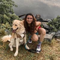 Sitter Profile Image: Arianna L.