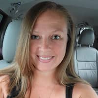 Sitter Profile Image: LESLIE M.