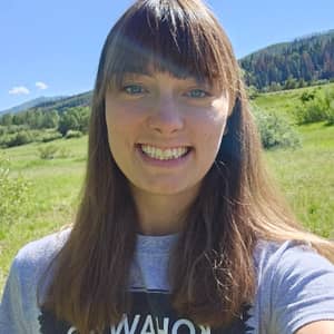 Sitter Profile Image: Mary Y.