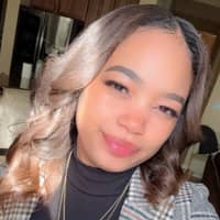 Sitter Profile Image: Rotoria W.