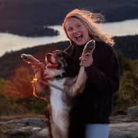 Sitter Profile Image: Julia D.