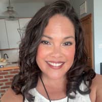 Sitter Profile Image: Sara K.