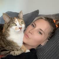 Sitter Profile Image: Rebecca J.