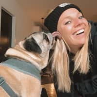 Sitter Profile Image: Laura S.