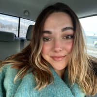 Sitter Profile Image: Carley W.