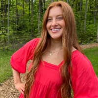 Sitter Profile Image: Danielle J.