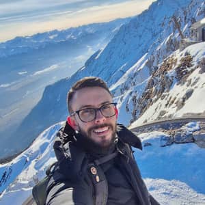 Sitter Profile Image: Daniel Enrique G.