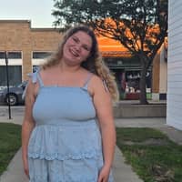 Sitter Profile Image: Lexus W.