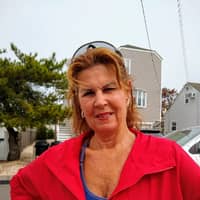 Sitter Profile Image: Mary Ellen M.