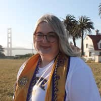 Sitter Profile Image: Elizabeth M.