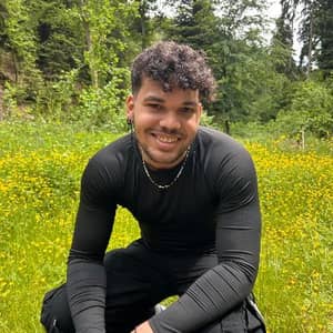 Sitter Profile Image: Carlos C.