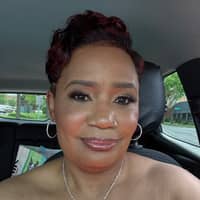 Sitter Profile Image: Fransinna P.