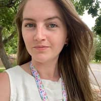 Sitter Profile Image: Joanie S.