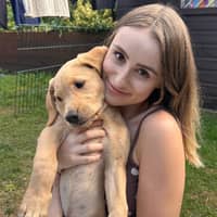 Sitter Profile Image: Lucy S.