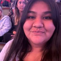 Sitter Profile Image: Isabella M.