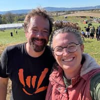 Sitter Profile Image: Nat & Ally B.