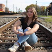 Sitter Profile Image: Erin M.