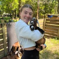 Sitter Profile Image: Annabelle A.