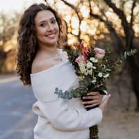 Sitter Profile Image: Mireya L.