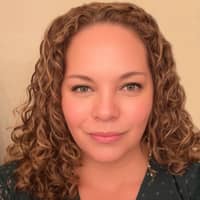 Sitter Profile Image: Nicole F.