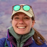 Sitter Profile Image: Robyn B.