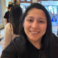 Sitter Profile Image: Rossmery T.